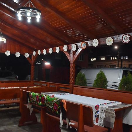 Hotel Floare De Colt Berbesti Zewnętrze zdjęcie